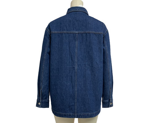 Camiseta jeans de tamanho grande camisa jeans para um estilo relaxado e confortável